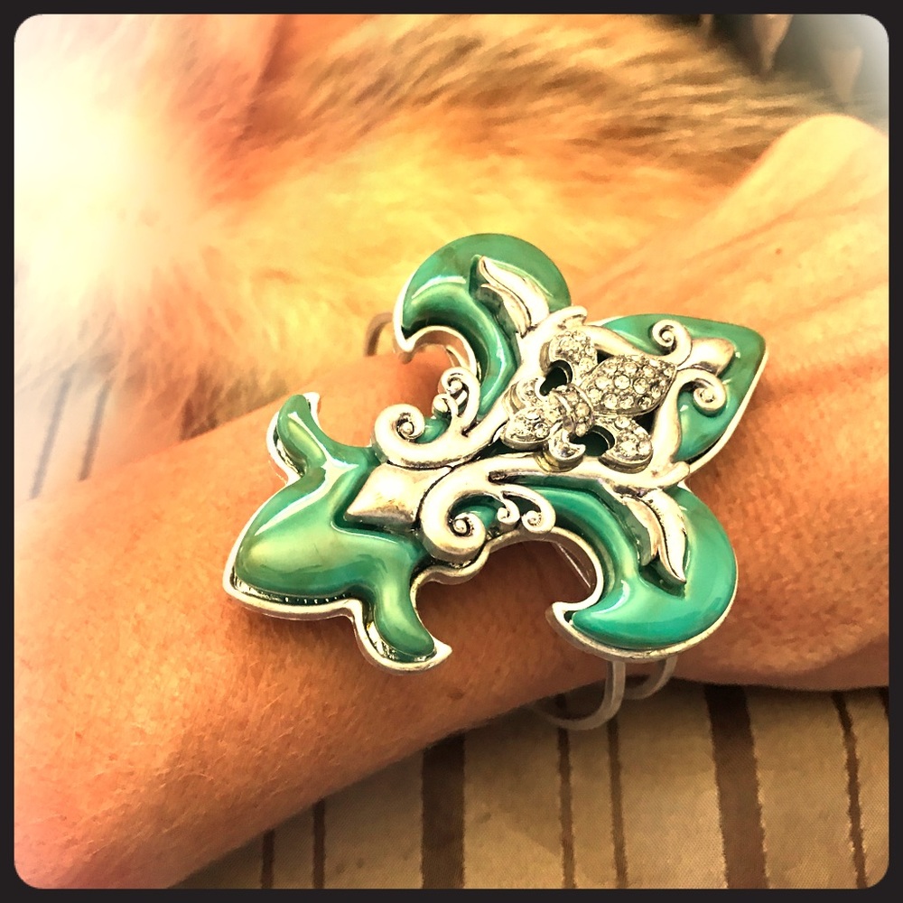 Silver and turquoise cuff
